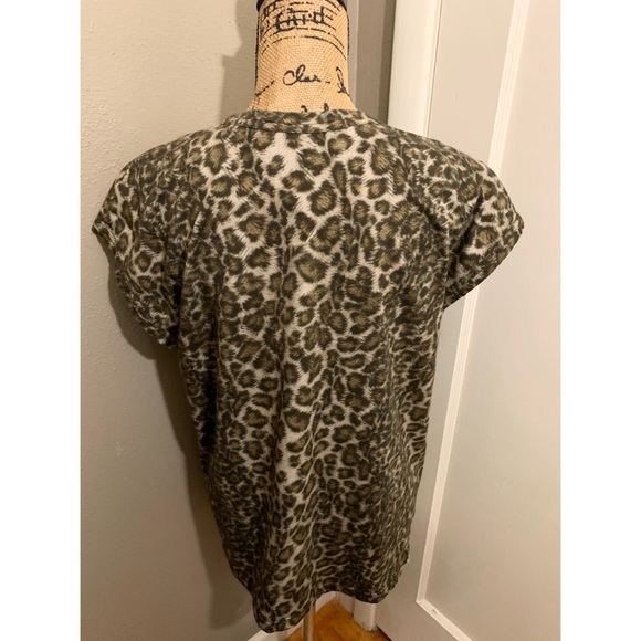 Helmut Lang Leopard Print Tee - Picture 5 of 8